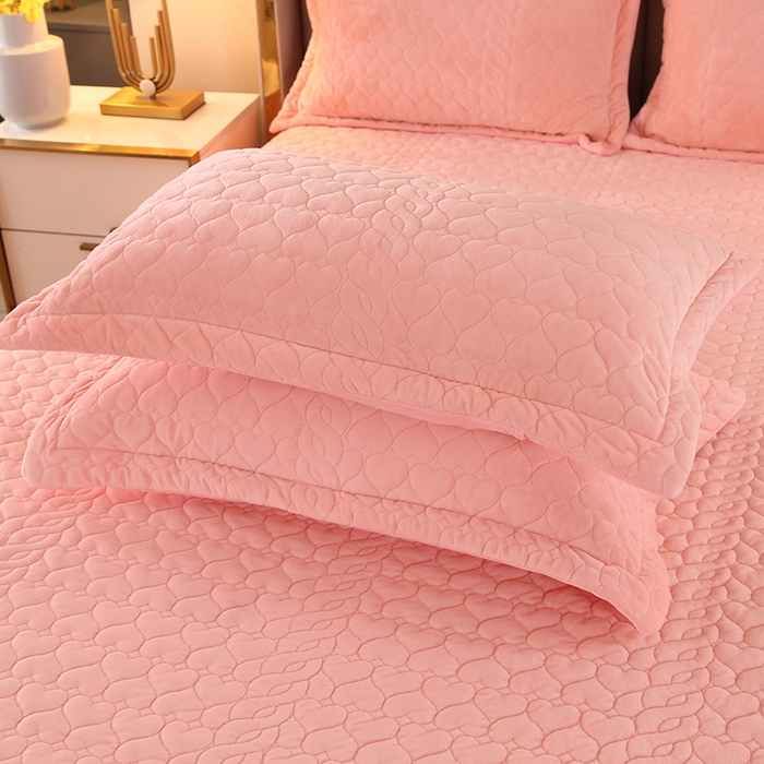 91家纺网 家纺一手货源 找家纺 芸锦豪 2024新款宝宝绒床盖 玫瑰粉