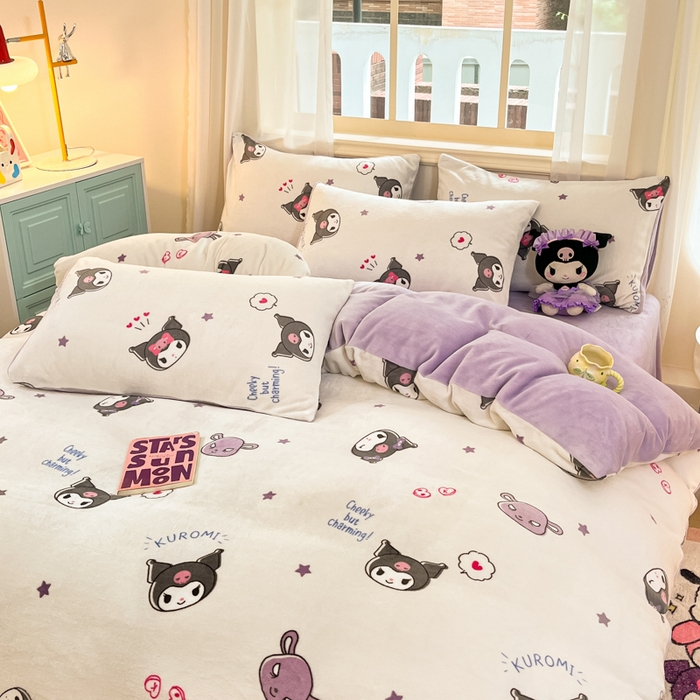 91家纺网 家纺一手货源 找家纺 2024新品正版三丽鸥授权卡通加厚高克重牛奶绒系列四件套 绒三丽鸥-可爱小小库洛米