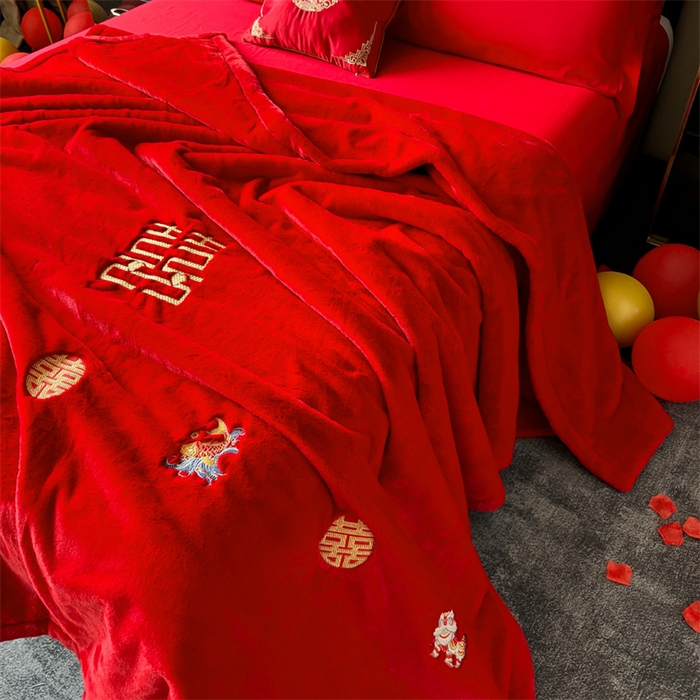 91家纺网 家纺一手货源 找家纺 2024新款仿皮草兔绒精品绣花毛毯毯子 百年好合