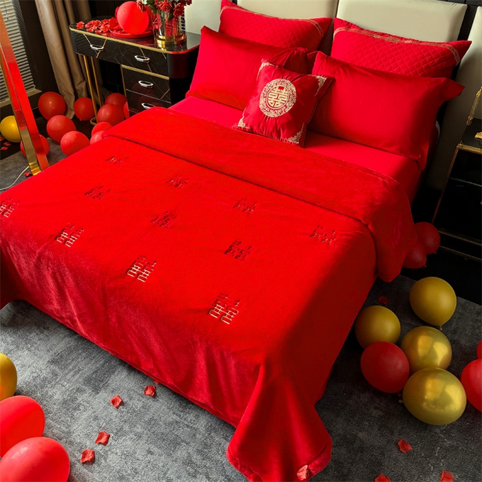 91家纺网 家纺一手货源 找家纺 2024新款仿皮草兔绒精品绣花毛毯毯子 喜气生辉