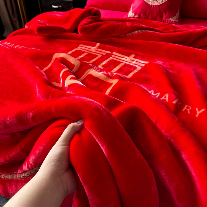 91家纺网 家纺一手货源 找家纺 2024新款婚庆双层高密云毛毯毯子 喜乐