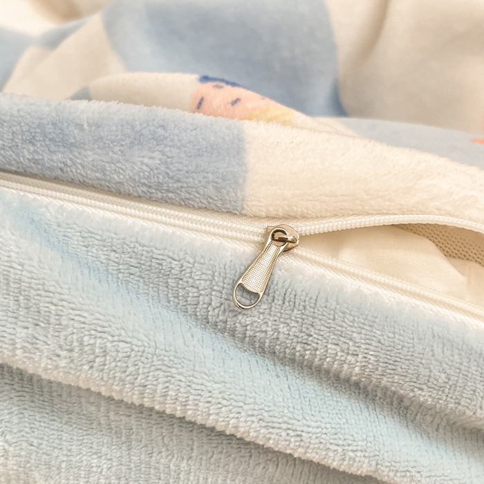 91家纺网 家纺一手货源 找家纺 2024新品正版三丽鸥授权卡通加厚高克重牛奶绒系列四件套 绒三丽鸥-蓝蓝玉桂狗