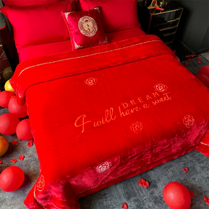 91家纺网 家纺一手货源 找家纺 2024新款婚庆双层高密云毛毯毯子 花田喜事