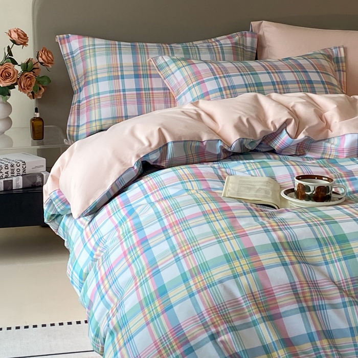 91家纺网 家纺一手货源 找家纺 涵宸家纺 2024新款亲肤全棉磨毛印花四件套--芬兰系列 棒棒糖