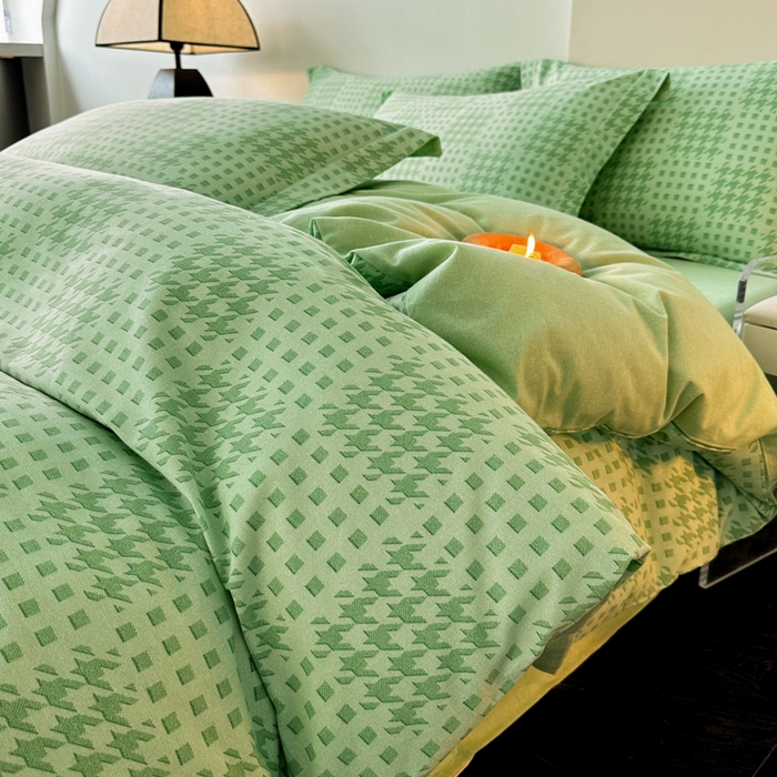 91家纺网 家纺一手货源 找家纺 涵宸家纺 2024新款亲肤全棉磨毛印花四件套--芬兰系列 井千-绿