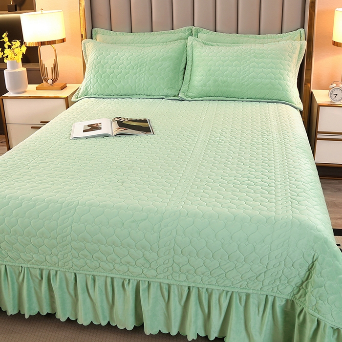 91家纺网 家纺一手货源 找家纺 芸锦豪 2024新款宝宝绒床盖 嫩绿