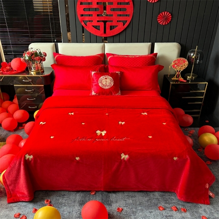 91家纺网 家纺一手货源 找家纺 2024新款仿皮草兔绒精品绣花毛毯毯子 蝴蝶结-大红