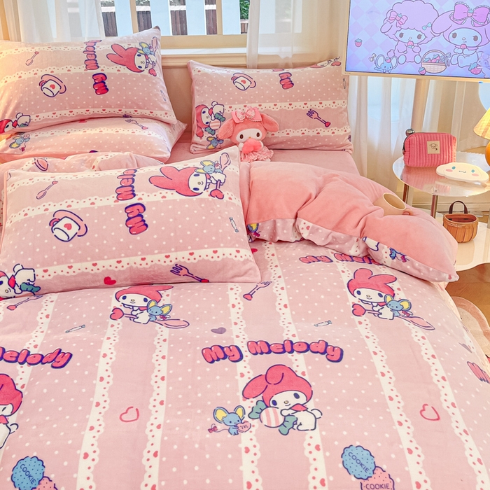 91家纺网 家纺一手货源 找家纺 2024新品正版三丽鸥授权卡通加厚高克重牛奶绒系列四件套 绒三丽鸥-糖心美乐蒂