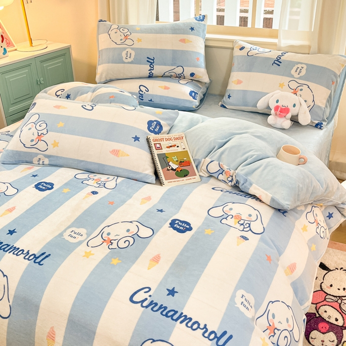91家纺网 家纺一手货源 找家纺 2024新品正版三丽鸥授权卡通加厚高克重牛奶绒系列四件套 绒三丽鸥-蓝蓝玉桂狗