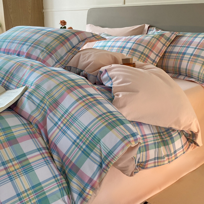 91家纺网 家纺一手货源 找家纺 涵宸家纺 2024新款亲肤全棉磨毛印花四件套--芬兰系列 棒棒糖