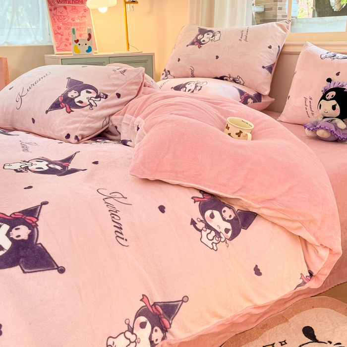 91家纺网 家纺一手货源 找家纺 2024新品正版三丽鸥授权卡通加厚高克重牛奶绒系列四件套 绒三丽鸥-可爱库洛米