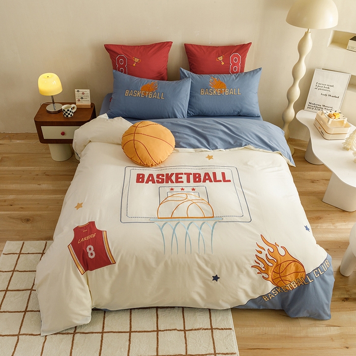 91家纺网 家纺一手货源 找家纺 绒梦里 2024新款全棉A类40s水洗棉贴布绣花四件套-篮球系列 挚爱篮球-米色