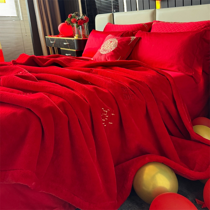 91家纺网 家纺一手货源 找家纺 2024新款仿皮草兔绒精品绣花毛毯毯子 喜气生辉