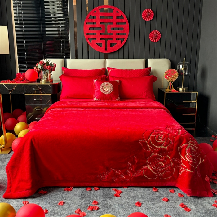 91家纺网 家纺一手货源 找家纺 2024新款仿皮草兔绒精品绣花毛毯毯子 幸福花海