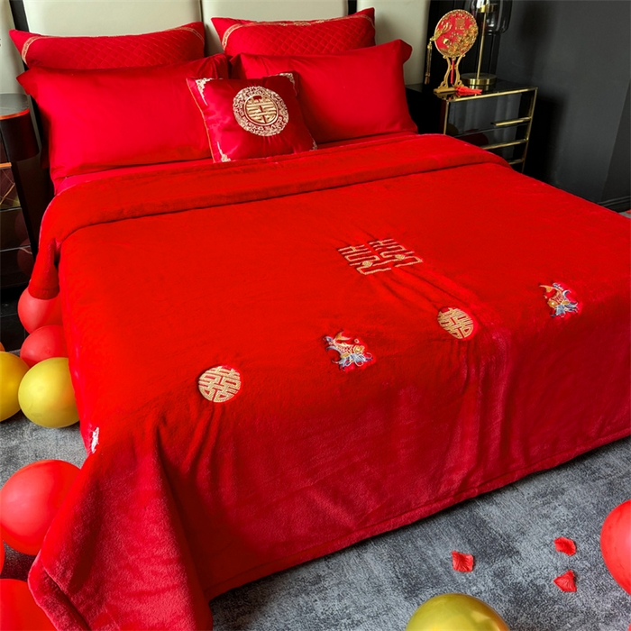 91家纺网 家纺一手货源 找家纺 2024新款仿皮草兔绒精品绣花毛毯毯子 百年好合