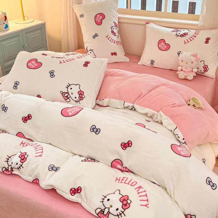 91家纺网 家纺一手货源 找家纺 2024新品正版三丽鸥授权卡通加厚高克重牛奶绒系列四件套 绒三丽鸥-奶油kitty