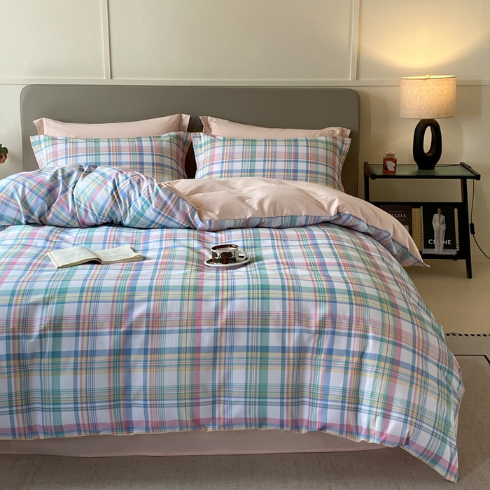 91家纺网 家纺一手货源 找家纺 涵宸家纺 2024新款亲肤全棉磨毛印花四件套--芬兰系列 棒棒糖