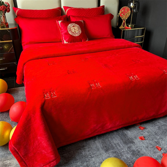 91家纺网 家纺一手货源 找家纺 2024新款仿皮草兔绒精品绣花毛毯毯子 喜气生辉