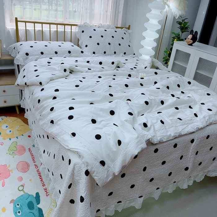 91家纺网 家纺一手货源 找家纺 暖居 2024新款春秋被床盖四件套 波点白