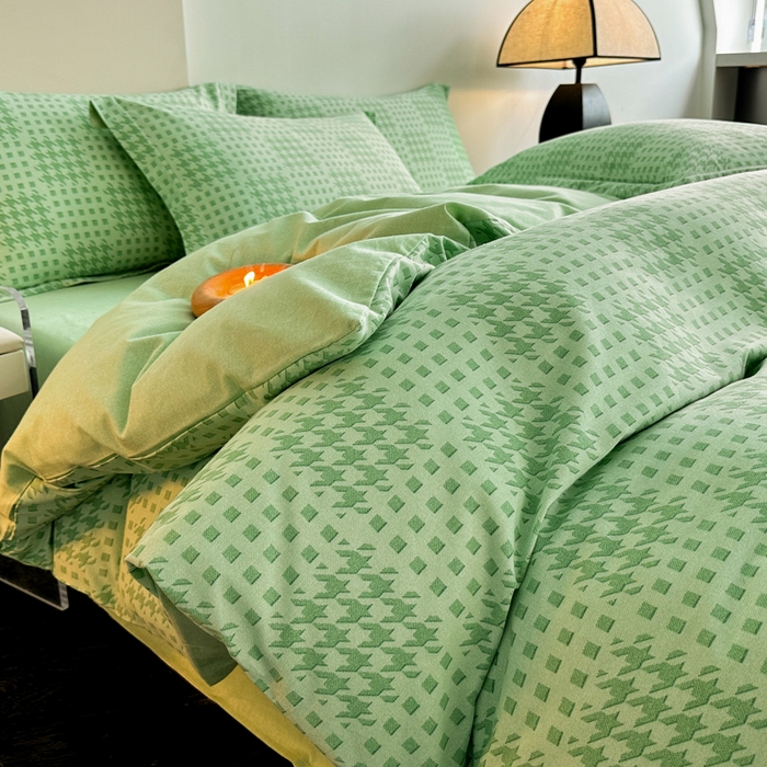 91家纺网 家纺一手货源 找家纺 涵宸家纺 2024新款亲肤全棉磨毛印花四件套--芬兰系列 井千-绿