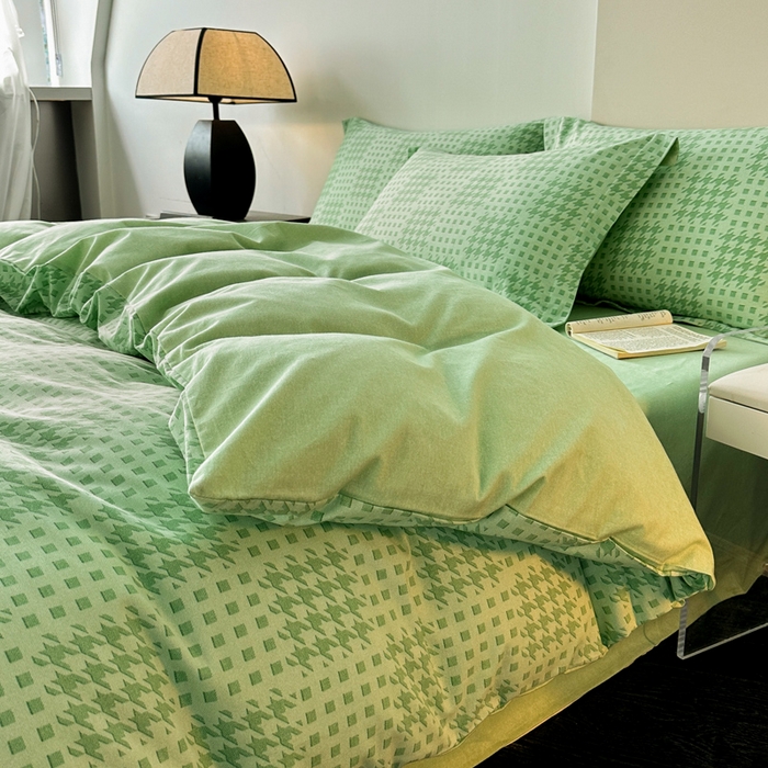 91家纺网 家纺一手货源 找家纺 涵宸家纺 2024新款亲肤全棉磨毛印花四件套--芬兰系列 井千-绿