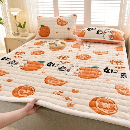 91家纺网 家纺一手货源 找家纺 （总）牵依 2025新款牛奶绒印花200g加厚夹棉保暖软床垫床褥子