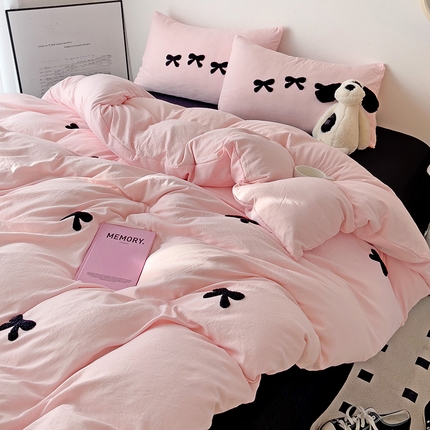 91家纺网 家纺一手货源 找家纺 森璐家纺 2024新款A类水洗棉毛巾绣四件套蝴蝶结学生宿舍三件套