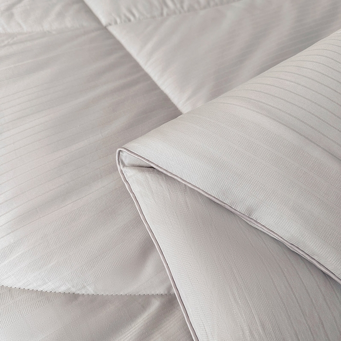 91家纺网 家纺一手货源 找家纺 2024新款澳洲水洗羊毛纯棉全棉提花羊毛被春秋被加厚冬被被子被芯-三明治款 灰色