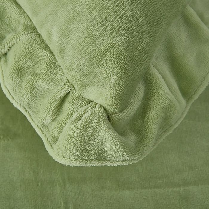 91家纺网 家纺一手货源 找家纺 绣女坊 2024新款韩版花边绣花牛奶绒四件套 草绿色