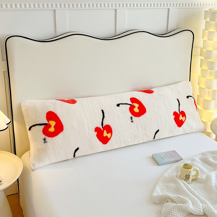 91家纺网 家纺一手货源 找家纺 梦舒羽 2025新款兔毛绒印花双人枕套牛奶绒加长枕芯套雪花绒枕头套一见倾心-红