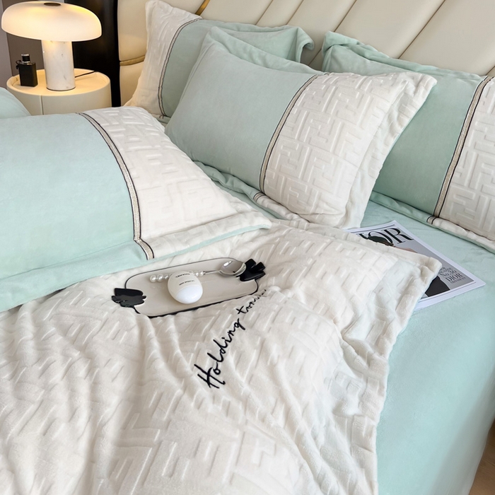 91家纺网 家纺一手货源 找家纺 2024秋冬新款时尚宽边立体剪花刺绣加厚牛奶绒四件套-赫莲娜系列 赫莲娜嫩绿