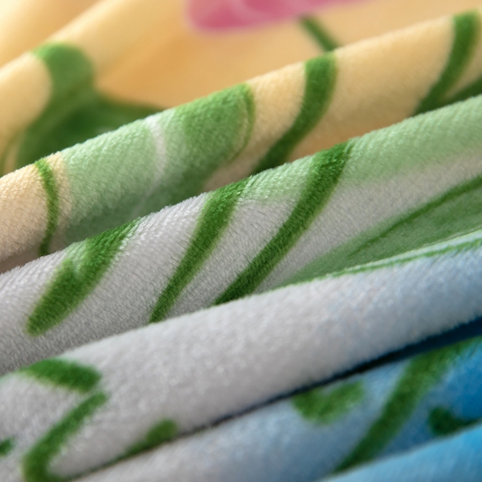 91家纺网 家纺一手货源 找家纺 侨鑫 2024新款法兰绒毛毯 彩韵花朵