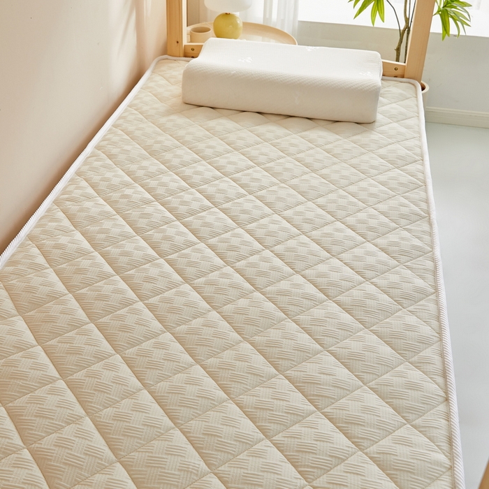 91家纺网 家纺一手货源 找家纺 祁恋婷 2024新款乳胶椰棕学生床垫【床垫遮盖物】 乳胶椰棕奶油白