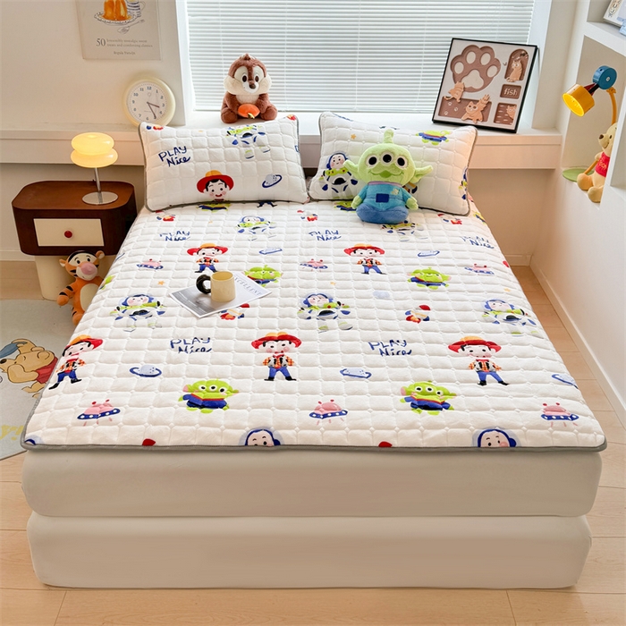 91家纺网 家纺一手货源 找家纺 迪梦思 2024新款正版授权卡通牛奶绒床垫床护垫 学生床垫床笠 巴斯乐园-床垫款