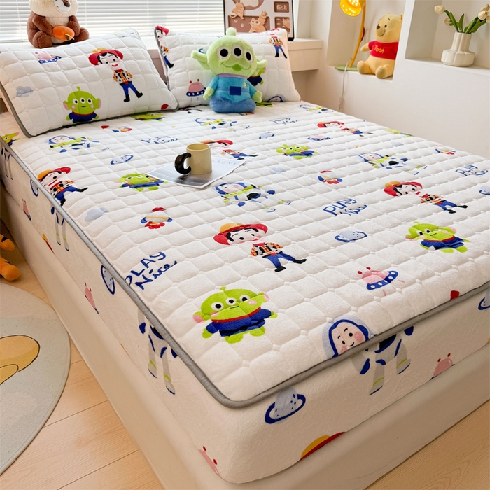 91家纺网 家纺一手货源 找家纺 迪梦思 2024新款正版授权卡通牛奶绒床垫床护垫 学生床垫床笠 巴斯乐园-床笠款
