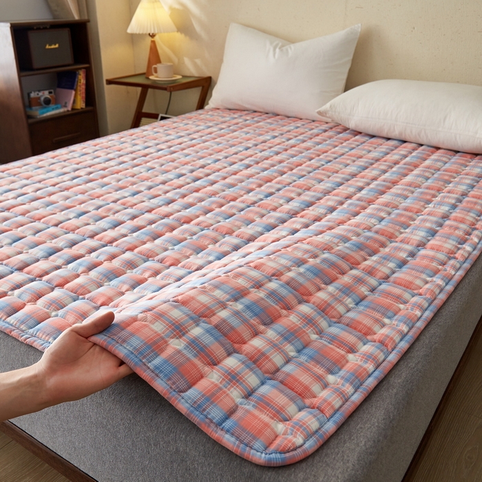 91家纺网 家纺一手货源 找家纺 祁恋婷 2024新款全棉水洗棉棉花床护垫 冰淇淋