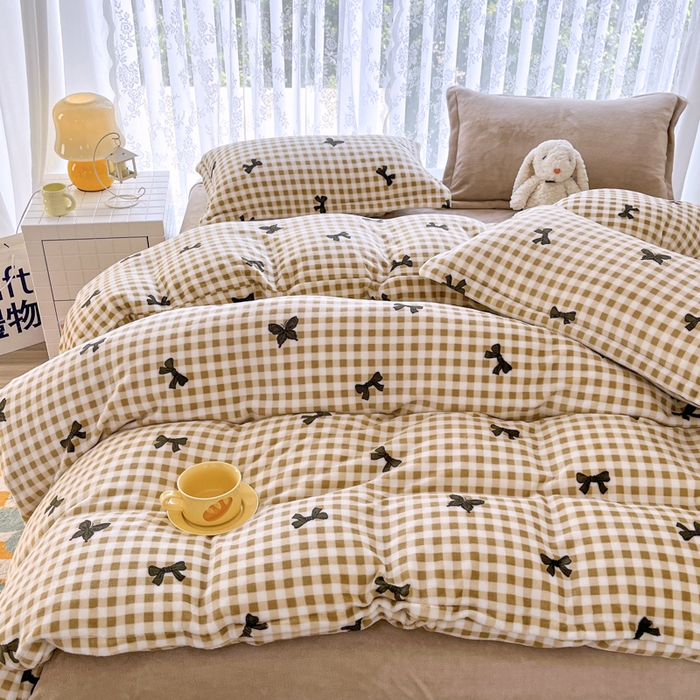 91家纺网 家纺一手货源 找家纺 青螺家纺 2024加厚高克重保暖爆款小清新牛奶绒印花双面绒单被套 蝴蝶结咖