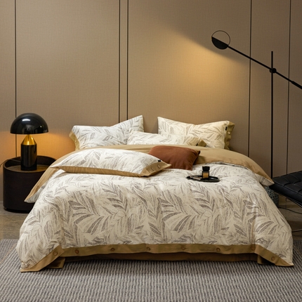 91家纺网 家纺一手货源 找家纺 薏思家纺 2025新款活性生态印花磨毛四件套-纽扣款 樱若