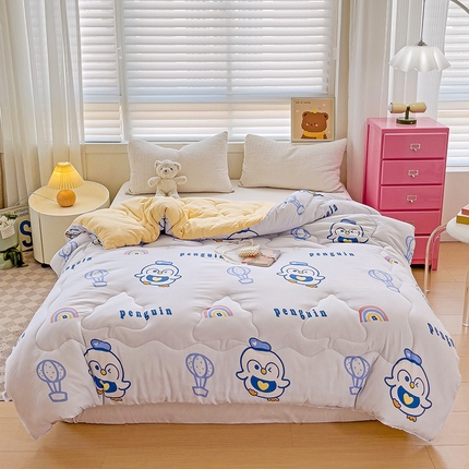 2024新款A类水洗棉印花超柔保暖冬被 呆萌企鹅
