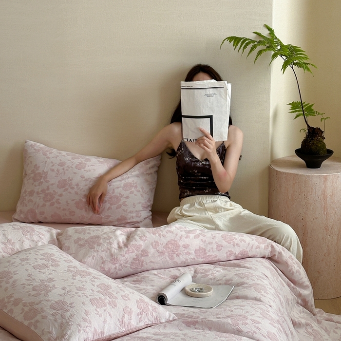 91家纺网 家纺一手货源 找家纺 梦享生活家居 2024新款全棉A类色织大提花四件套 提花粉黛