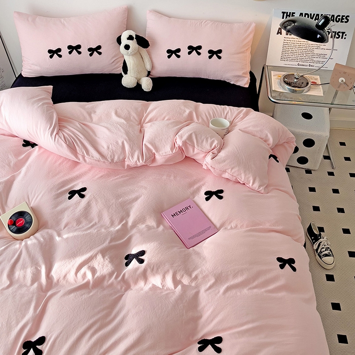 91家纺网 家纺一手货源 找家纺 森璐家纺 2024新款1水洗棉毛巾绣四件套蝴蝶结学生宿舍三件套（含买家秀） 蝴蝶结-粉黑