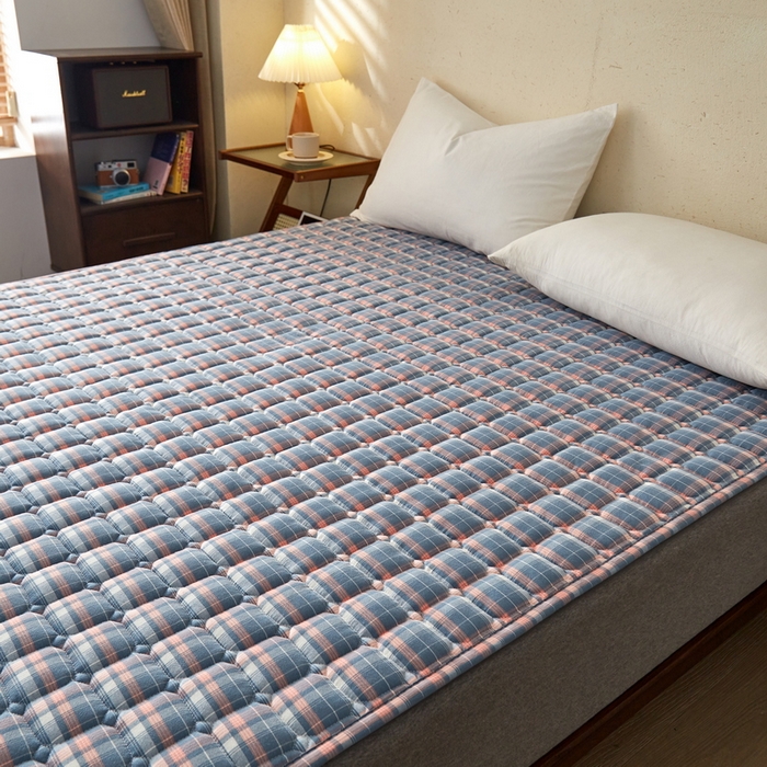 91家纺网 家纺一手货源 找家纺 祁恋婷 2024新款全棉水洗棉棉花床护垫 麦凯