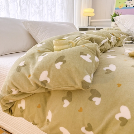 91家纺网 家纺一手货源 找家纺 青螺家纺 2024加厚高克重保暖爆款小清新牛奶绒印花双面绒单被套 美心绿