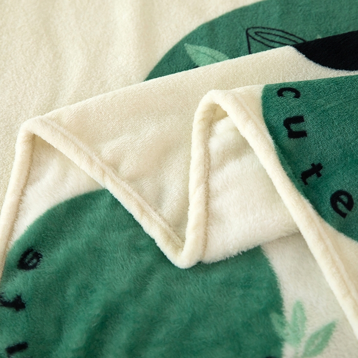 91家纺网 家纺一手货源 找家纺 侨鑫 2024新款法兰绒毛毯 熊猫宝宝