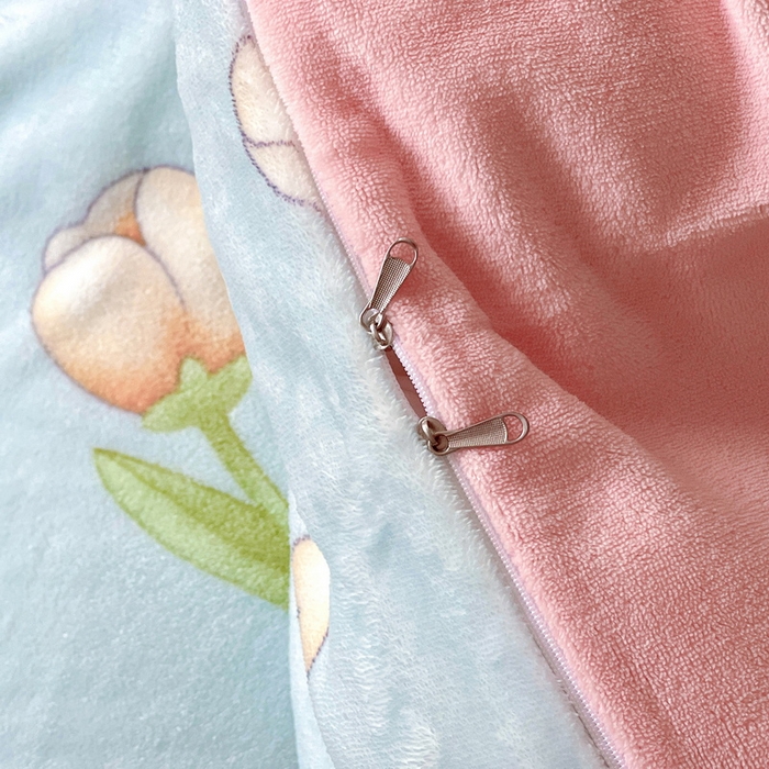 91家纺网 家纺一手货源 找家纺 丝羽坊 2024新款加厚小清新牛奶绒印花四件套单被套床笠四件套-场景二 花季