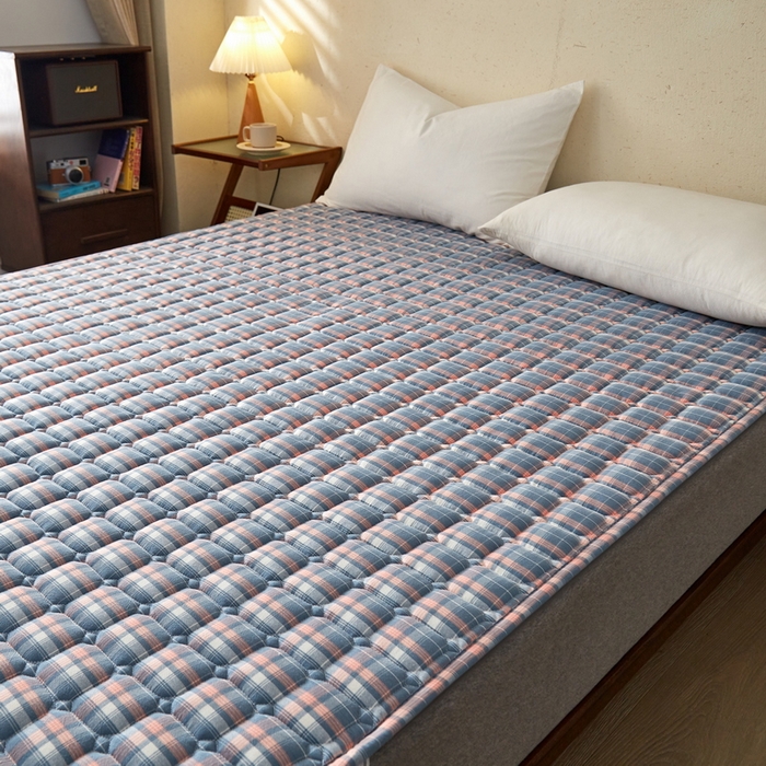 91家纺网 家纺一手货源 找家纺 祁恋婷 2024新款全棉水洗棉棉花床护垫 麦凯