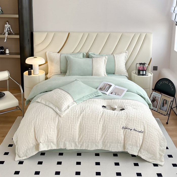 91家纺网 家纺一手货源 找家纺 2024秋冬新款时尚宽边立体剪花刺绣加厚牛奶绒四件套-赫莲娜系列 赫莲娜嫩绿