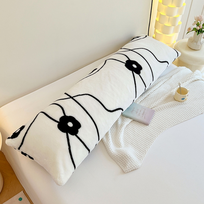 91家纺网 家纺一手货源 找家纺 梦舒羽 2025新款兔毛绒印花双人枕套牛奶绒加长枕芯套雪花绒枕头套绘梦花朵-黑