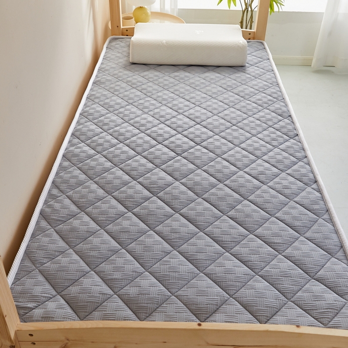 91家纺网 家纺一手货源 找家纺 （总）祁恋婷 2024新款乳胶椰棕学生床垫【床垫遮盖物】