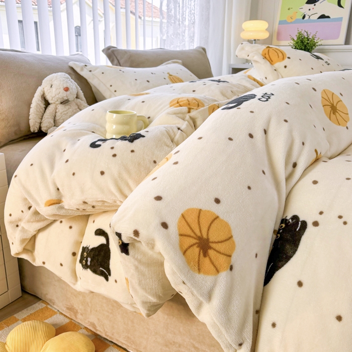 91家纺网 家纺一手货源 找家纺 青螺家纺 2024加厚高克重保暖爆款小清新牛奶绒印花双面绒单被套 猫咪精灵